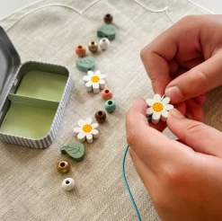 Daisy Bracelet Craft Kit