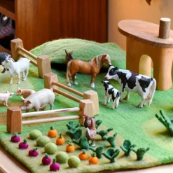 Felt Farm Playmat Playscape (Large)