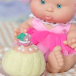 Felt Pink Strawberry Bundt Cake | Play Food