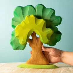 Large Oak Tree (Green)