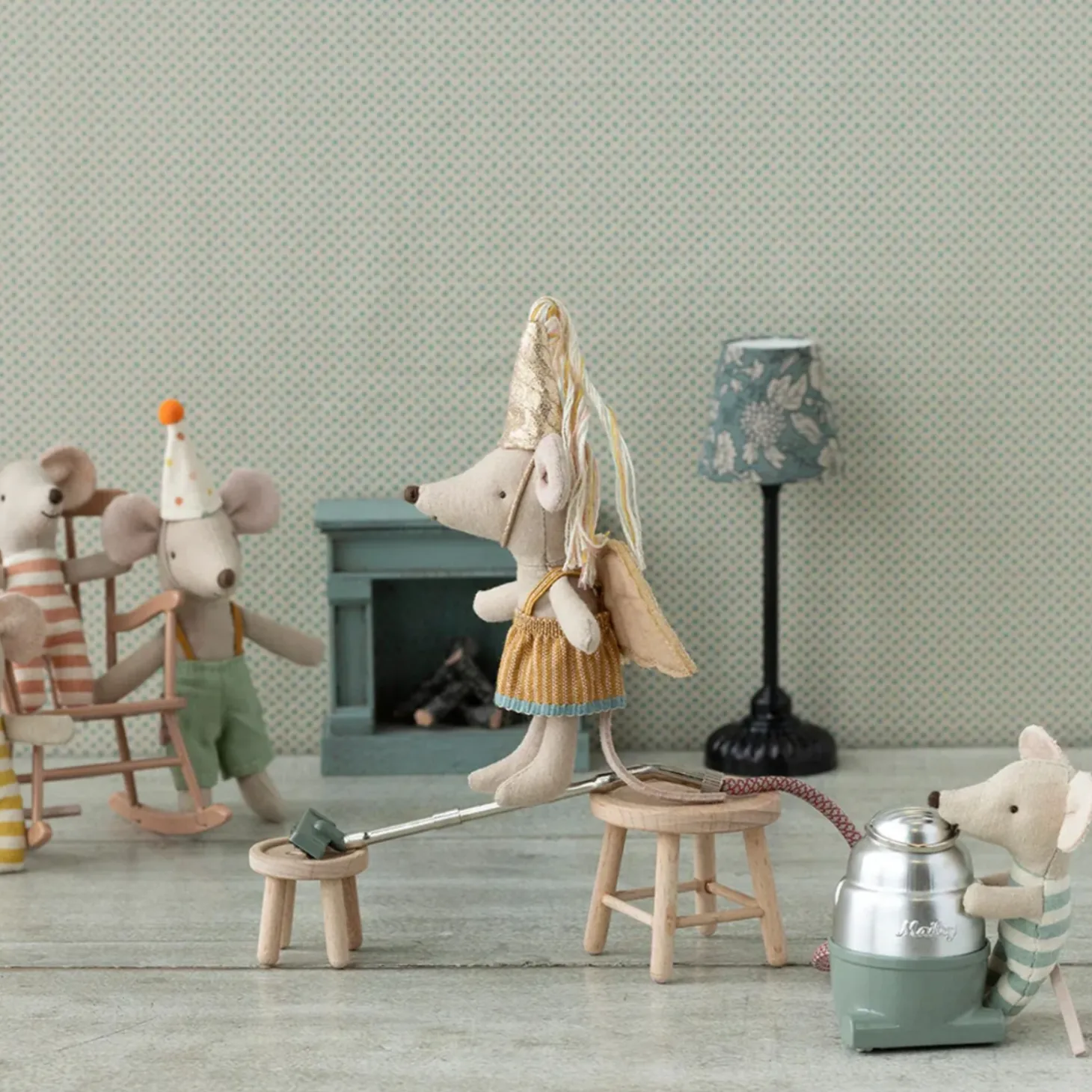 Maileg Fairy Clothes in Suitcase (Little Sister/Brother)