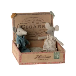 Maileg Mice Set in Cigar Box (Mum & Dad Mouse)