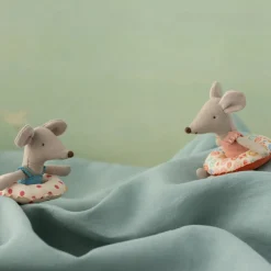 PRE-ORDER Maileg Beach Mouse with Float - Flowers (Little Sister)
