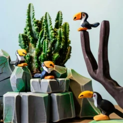 PRE-ORDER Toucan Family (Set of 3)