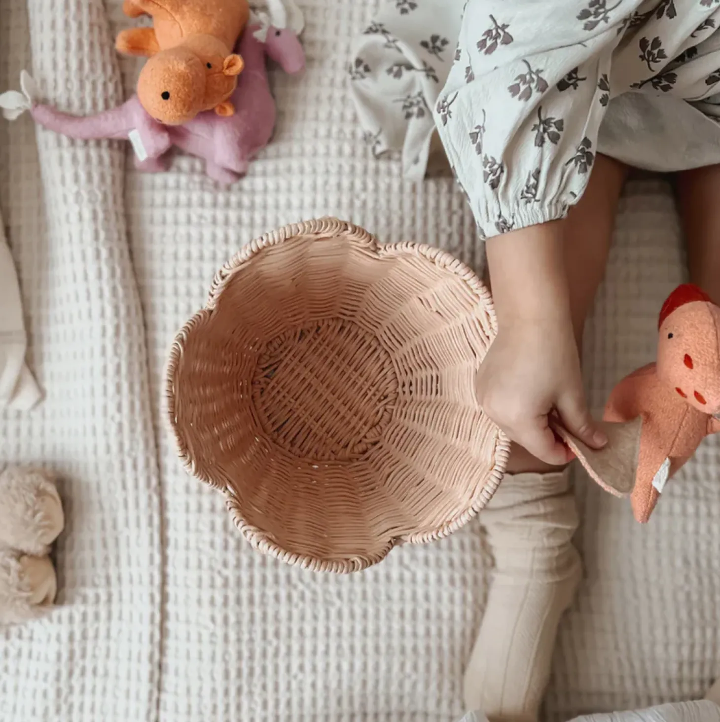 Rattan Lily Basket Set (Seashell Pink)