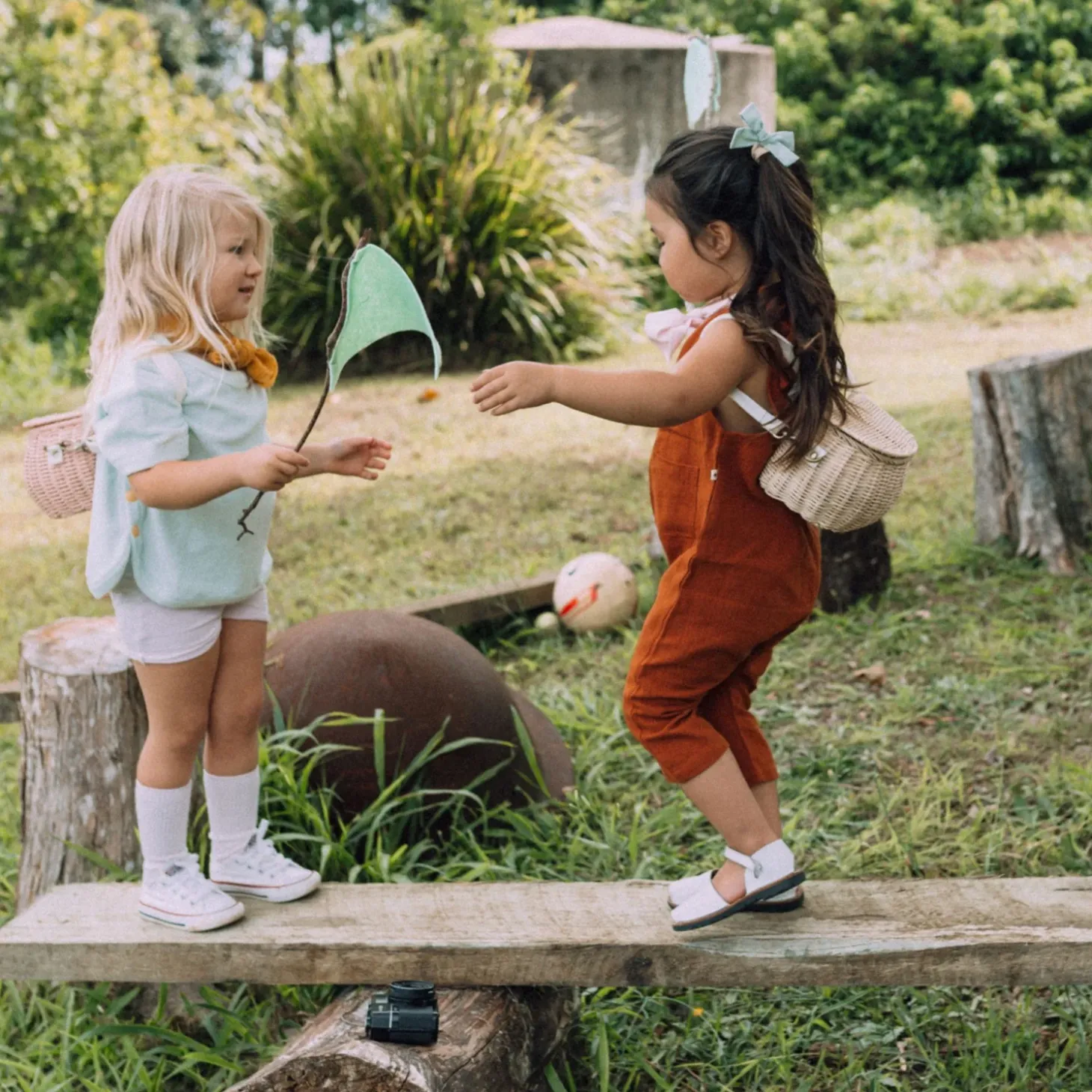 Rattan Mini Chari Bag (Straw)
