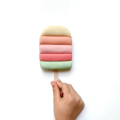 Scoops® Strawberry Scented Dough (Made in Canada)