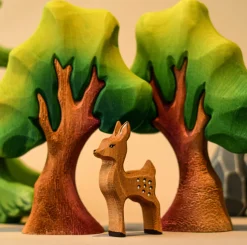 Small Wooden Green Oak Tree