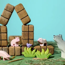 Wooden Hay Bales and Pumpkins (Set of 7)