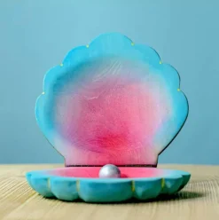 Wooden Shell with Pearl