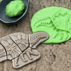 Dig and Discover Sensory Stones (Pliosaur & Stegosaurus)