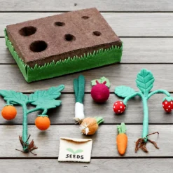 Felt Garden Planter Box Play Set