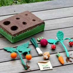 Felt Garden Planter Box Play Set