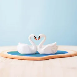 Heart Lake and Swan Play Set