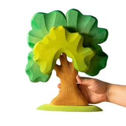 Large Oak Tree (Green)