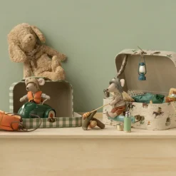 Maileg Hiker Mouse 2025 - Thin Stripes (Big Brother)