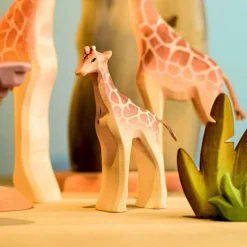 PRE-ORDER Giraffe Family (Set of 3)