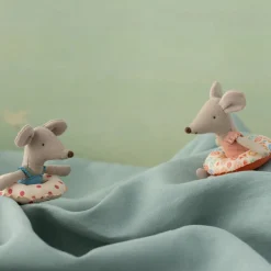 PRE-ORDER Maileg Beach Mouse with Float - Flowers (Little Sister)