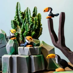 PRE-ORDER Toucan Family (Set of 3)