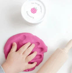 Scoops® Raspberry Scented Dough (Made in Canada)