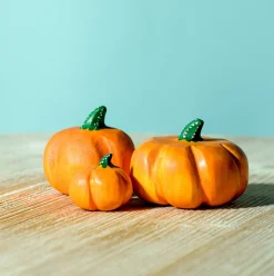 Wooden Hay Bales and Pumpkins (Set of 7)