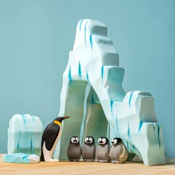 Wooden Icy Cliff and Penguin Set