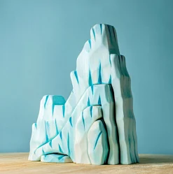 Wooden Icy Cliff and Penguin Set