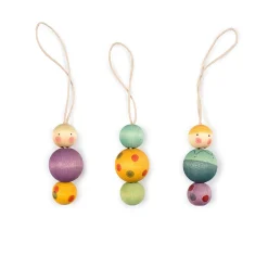 Wooden Ornament (Snowy Buddy)