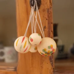 Wooden Ornament (Wonder Balls)